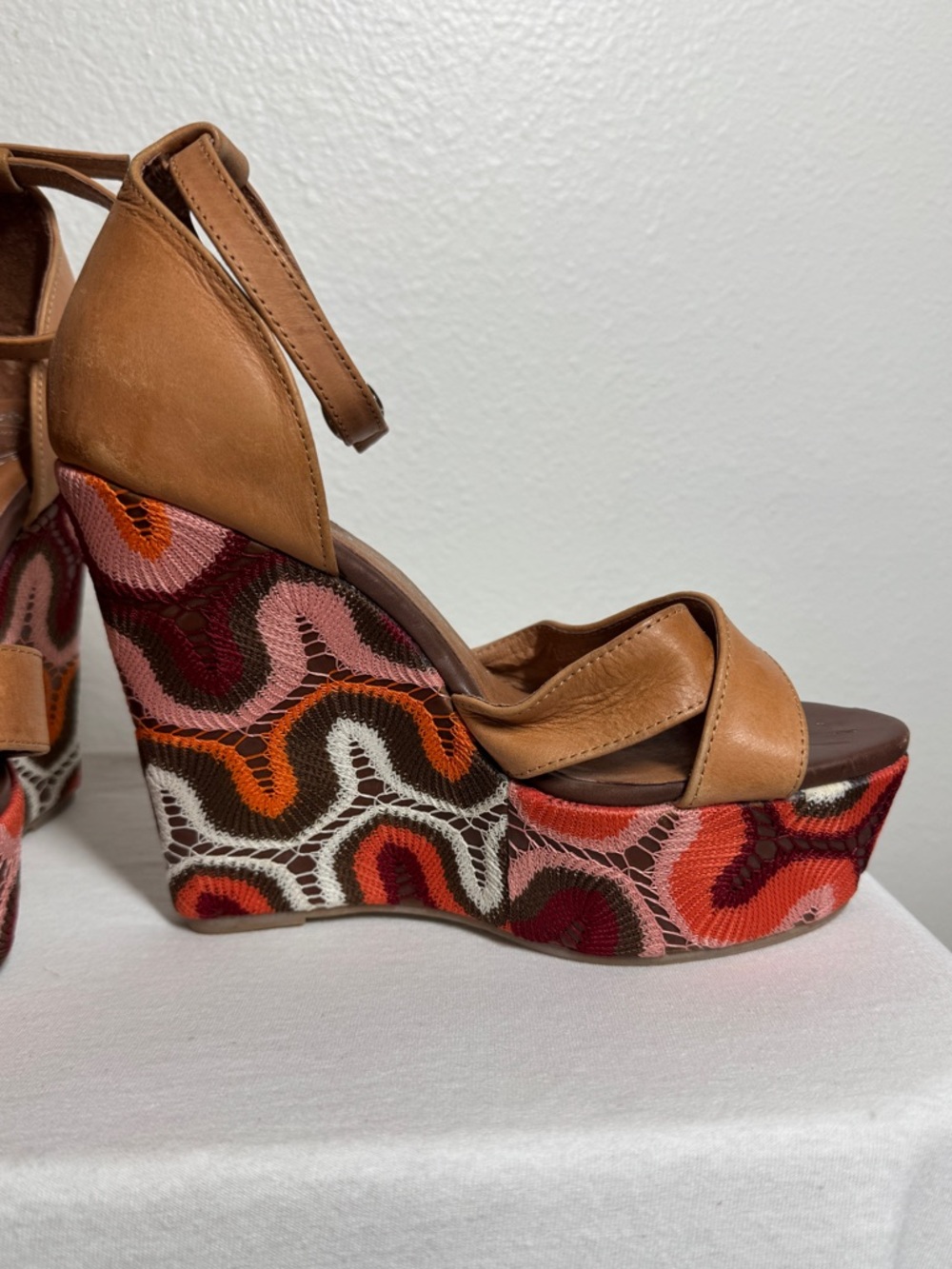 Jeffrey Campbell Bradshaw Ibiza Tan Brown Ankle Strap Wedge Open Toe Sandals 7.5 - Picture 4 of 16